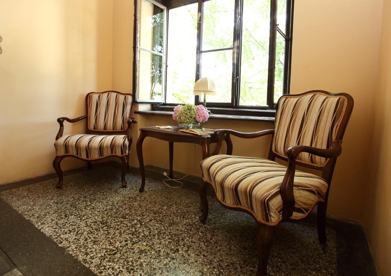 Vila Veselova, Ljubljana City Center Hostel Bagian luar foto